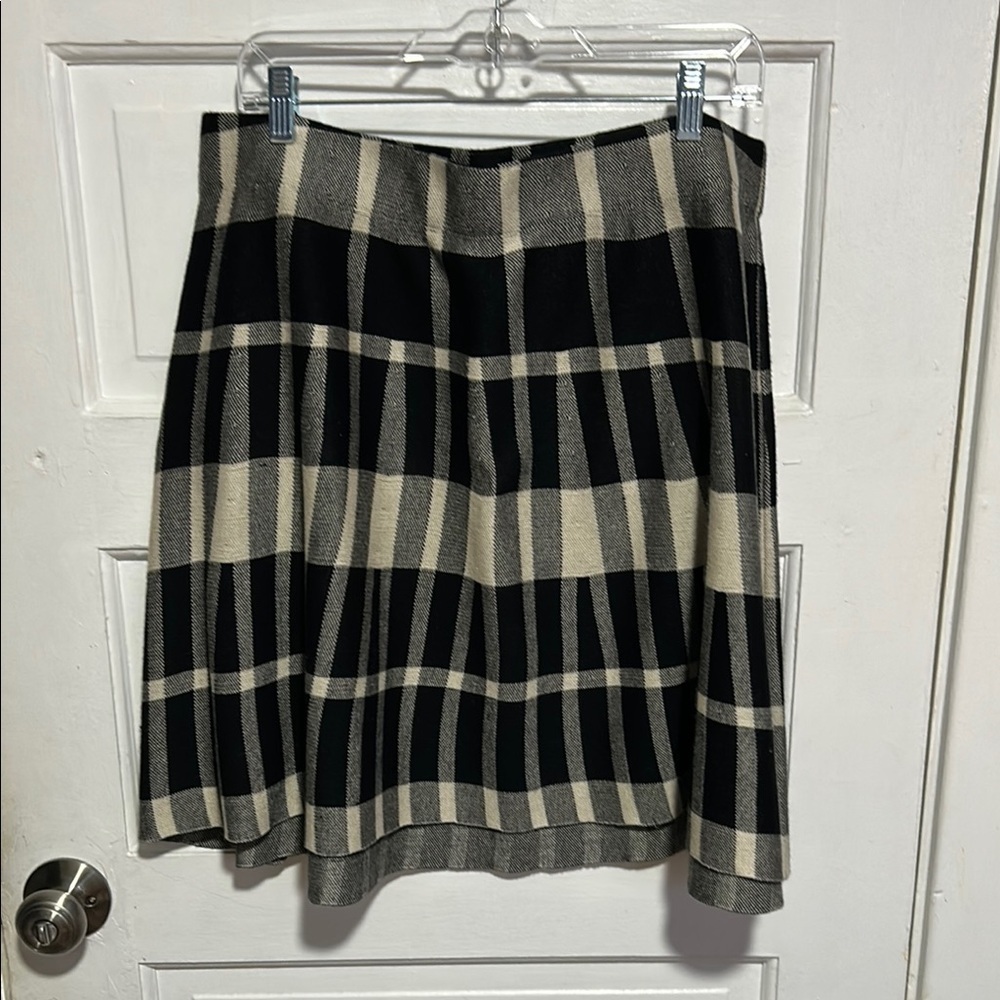 Torrid Black and Cream A-Line Knee-Length Skirt